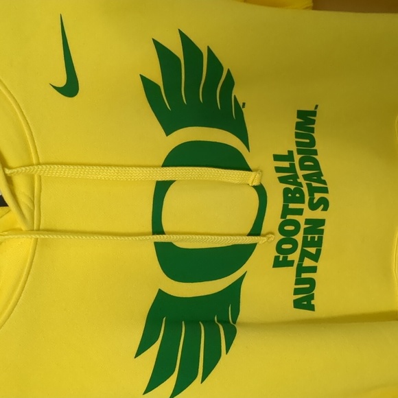 Oregon Ducks Football Nike Hoodie - Picture 4 of 4